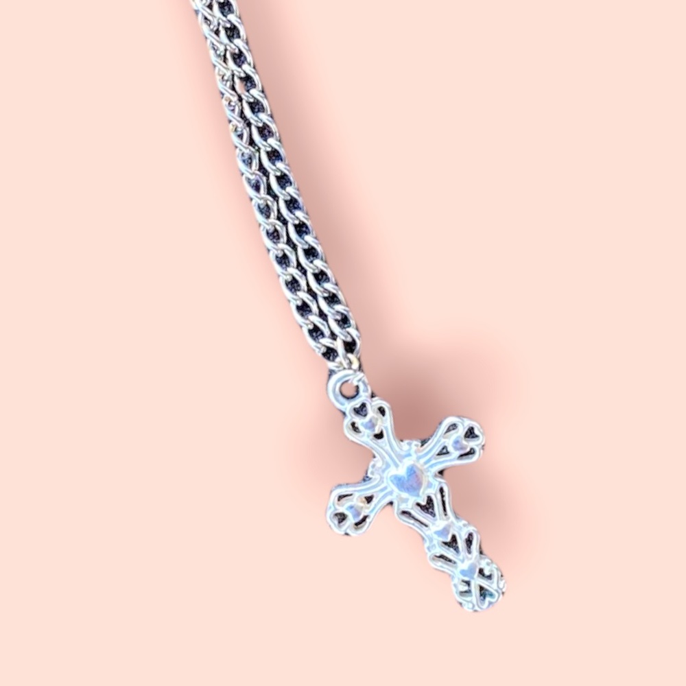 Silver cross necklace